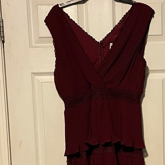 Maroon vintage tiered pleated dress! - Picture 3 of 6